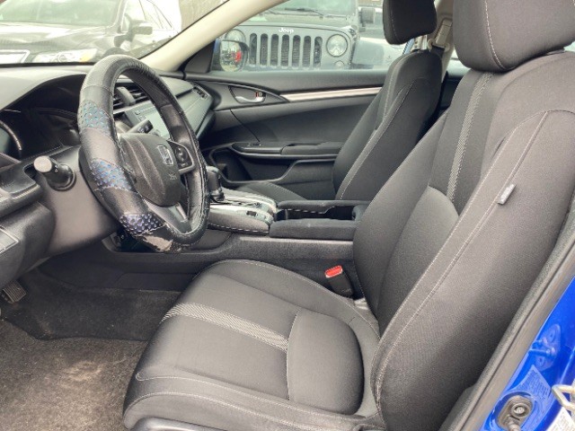 Honda Civic Sedan Vehicle Full-screen Gallery Image 08