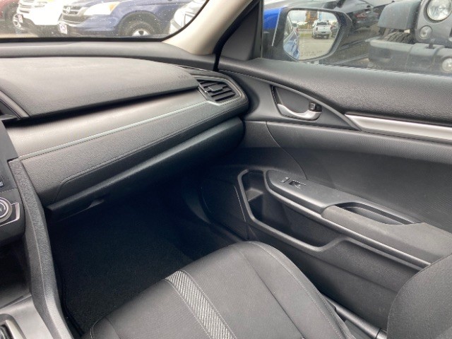 Honda Civic Sedan Vehicle Full-screen Gallery Image 10