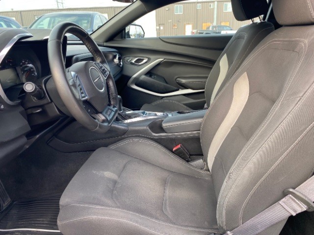 Chevrolet Camaro Vehicle Full-screen Gallery Image 08