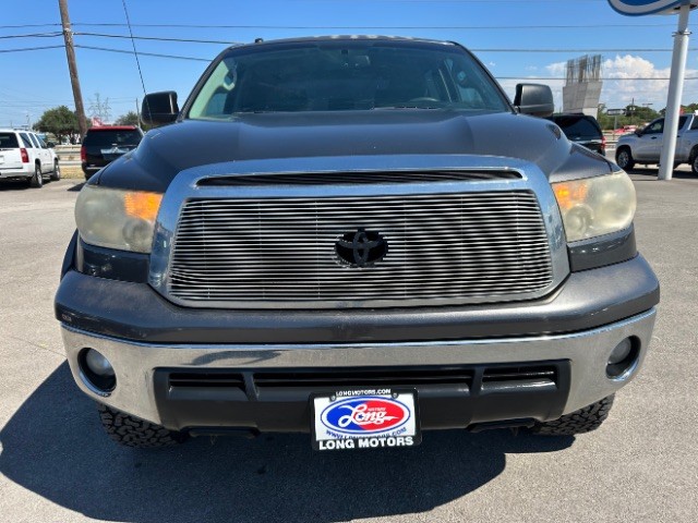 Toyota Tundra Vehicle Full-screen Gallery Image 03