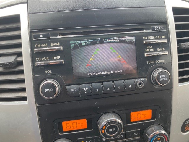 Nissan Frontier Vehicle Full-screen Gallery Image 13