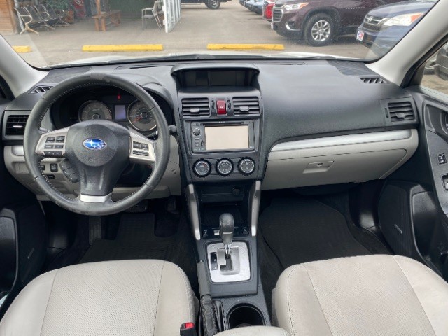 Subaru Forester Vehicle Full-screen Gallery Image 06