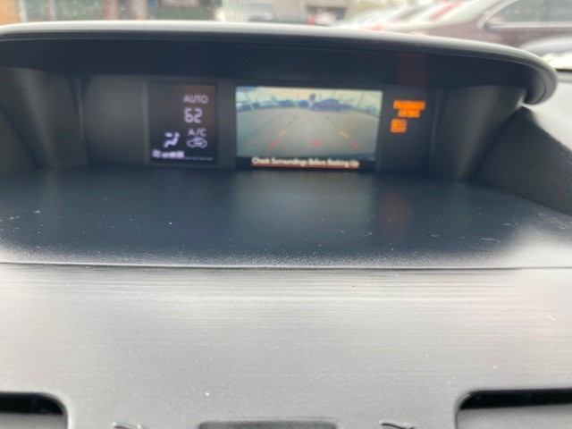 Subaru Forester Vehicle Full-screen Gallery Image 14