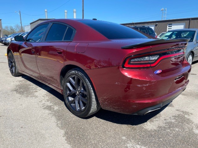 Dodge Charger Vehicle Full-screen Gallery Image 04