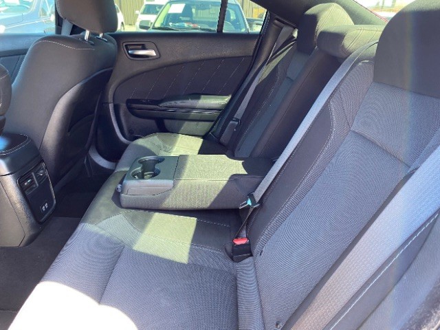 Dodge Charger Vehicle Full-screen Gallery Image 07