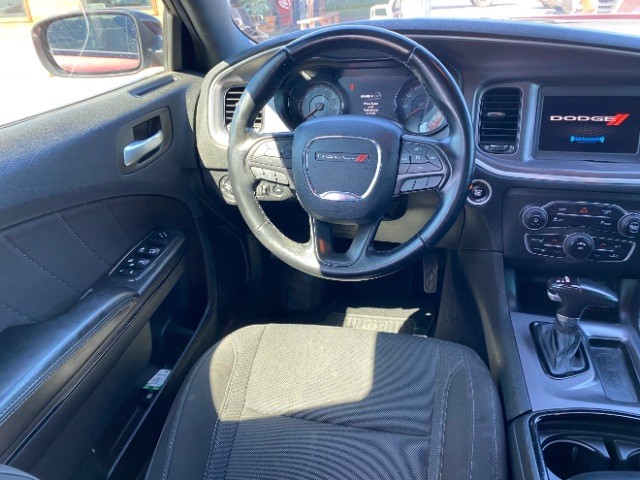 Dodge Charger Vehicle Full-screen Gallery Image 11