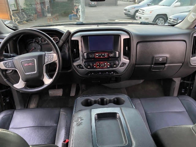 GMC Sierra 1500 Vehicle Full-screen Gallery Image 06