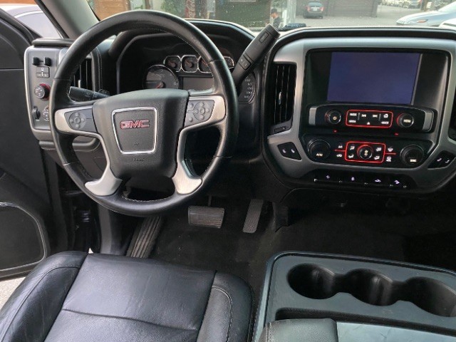 GMC Sierra 1500 Vehicle Full-screen Gallery Image 11