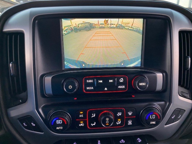 GMC Sierra 1500 Vehicle Full-screen Gallery Image 13