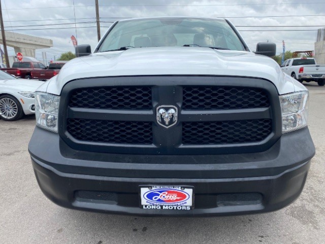 Ram 1500 Vehicle Full-screen Gallery Image 02