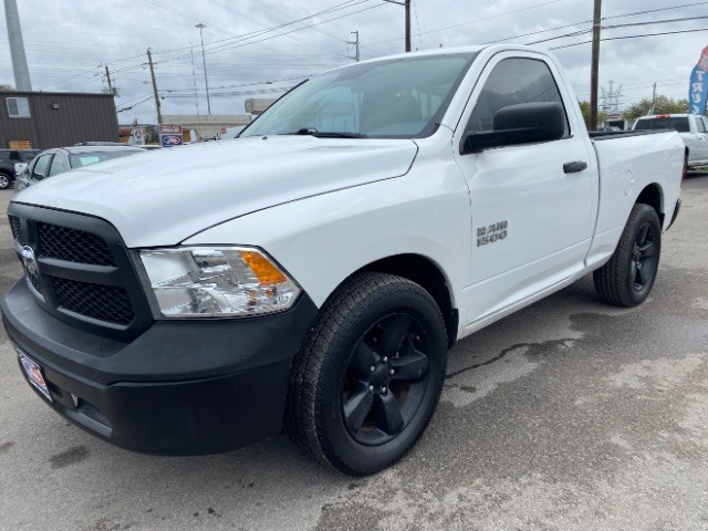 Ram 1500 Vehicle Full-screen Gallery Image 03