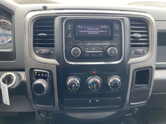 Ram 1500 Vehicle Full-screen Gallery Image 11