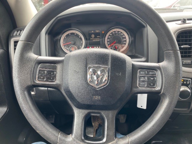 Ram 1500 Vehicle Full-screen Gallery Image 13