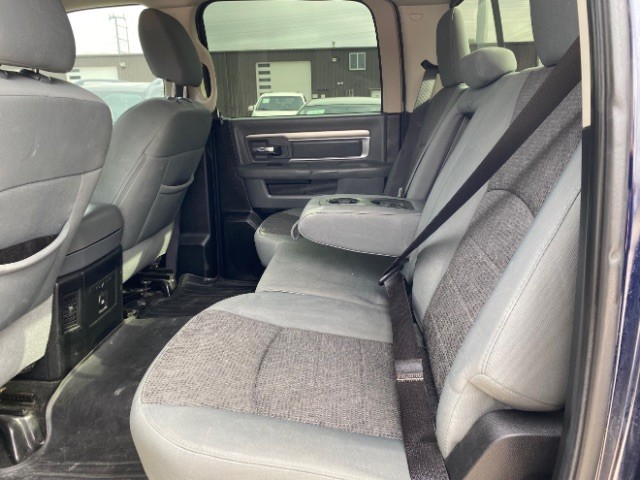 Ram 1500 Vehicle Full-screen Gallery Image 07