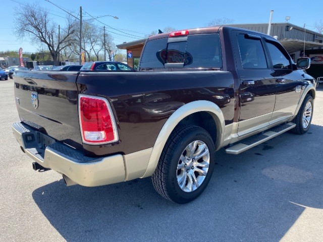 Ram 1500 Vehicle Full-screen Gallery Image 05