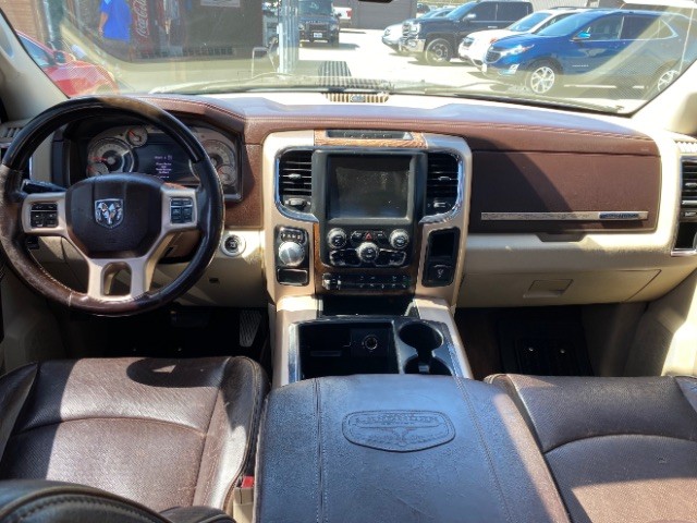 Ram 1500 Vehicle Full-screen Gallery Image 06