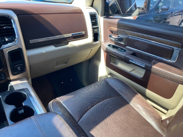 Ram 1500 Vehicle Full-screen Gallery Image 11