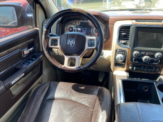 Ram 1500 Vehicle Full-screen Gallery Image 12
