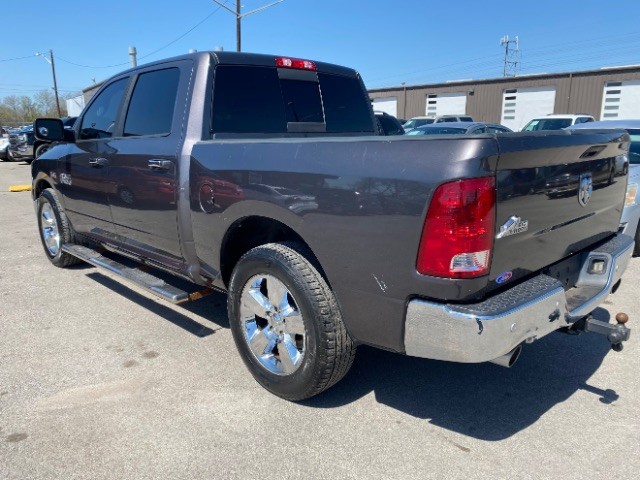 Ram 1500 Vehicle Full-screen Gallery Image 04