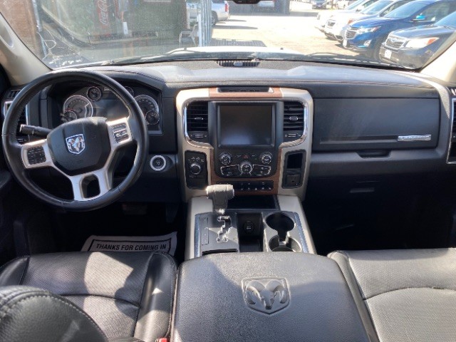 Ram 1500 Vehicle Full-screen Gallery Image 06