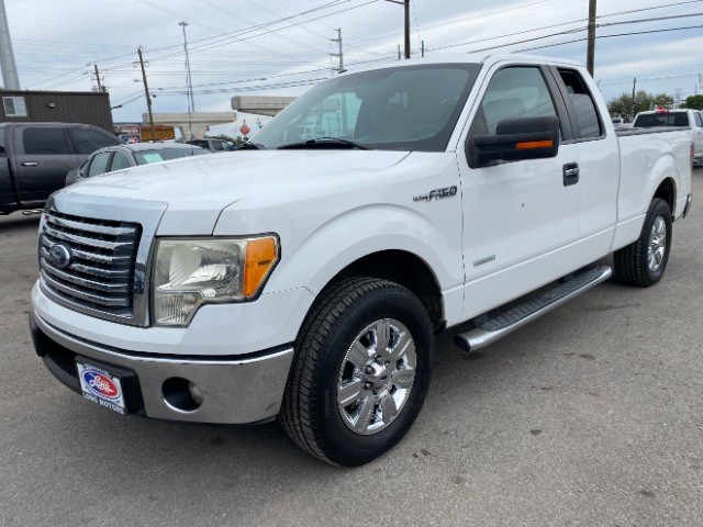 Ford F-150 Vehicle Full-screen Gallery Image 03