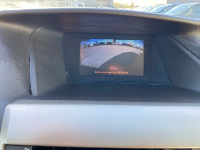 Lexus RX 350 Vehicle Full-screen Gallery Image 14