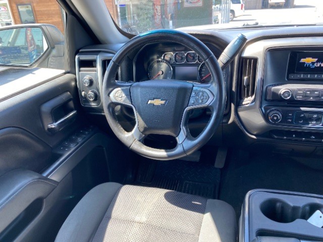 Chevrolet Silverado 1500 Vehicle Full-screen Gallery Image 11