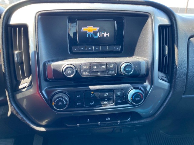 Chevrolet Silverado 1500 Vehicle Full-screen Gallery Image 12