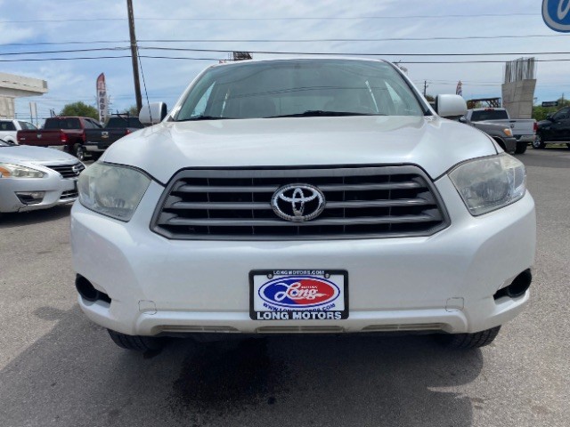 Toyota Highlander Vehicle Full-screen Gallery Image 02