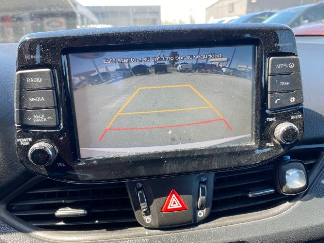 Hyundai Elantra GT Vehicle Full-screen Gallery Image 13