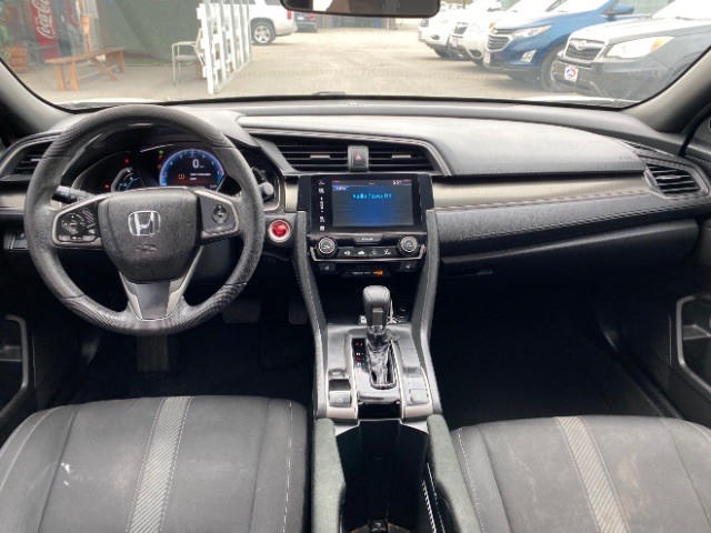 Honda Civic Hatchback Vehicle Full-screen Gallery Image 05