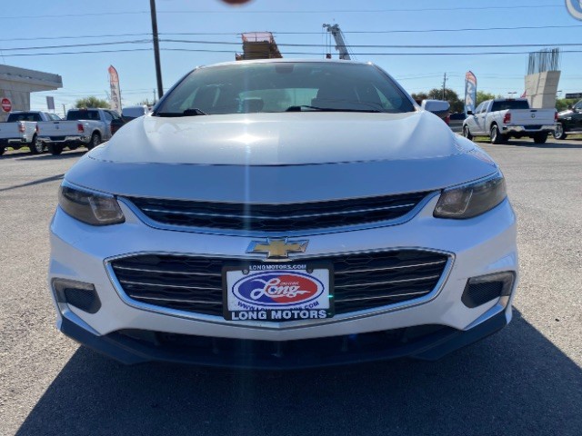 Chevrolet Malibu Vehicle Full-screen Gallery Image 02