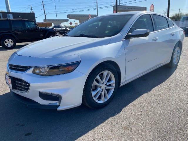 Chevrolet Malibu Vehicle Full-screen Gallery Image 03