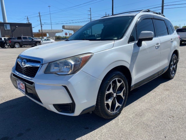 Subaru Forester Vehicle Full-screen Gallery Image 03