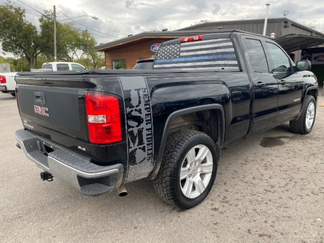 GMC Sierra 1500 Vehicle Full-screen Gallery Image 05