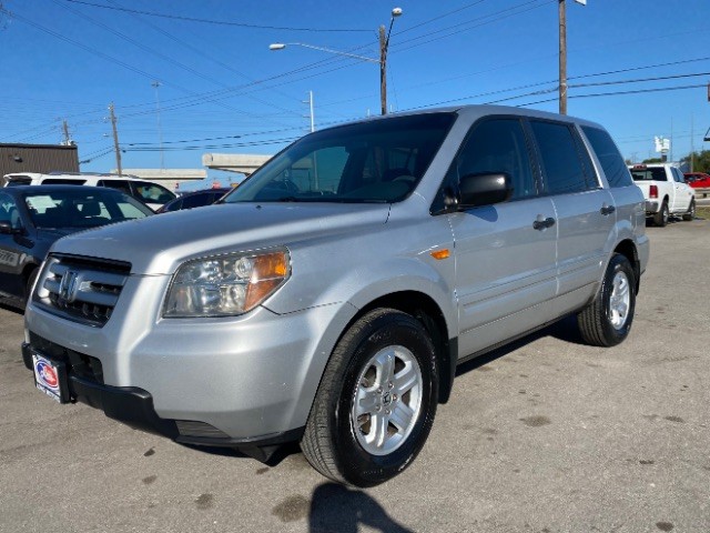 Honda Pilot Vehicle Full-screen Gallery Image 03