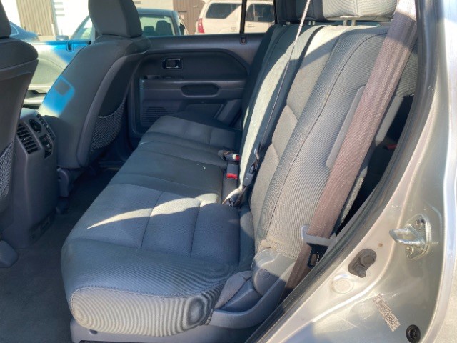 Honda Pilot Vehicle Full-screen Gallery Image 08