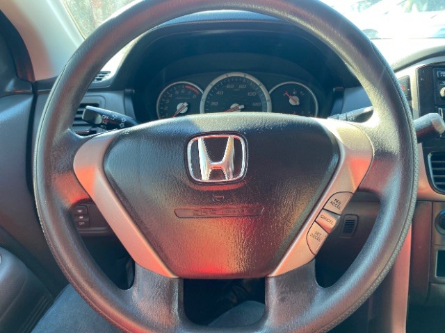 Honda Pilot Vehicle Full-screen Gallery Image 14