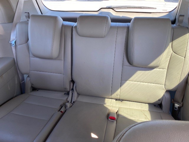 Honda Odyssey Vehicle Full-screen Gallery Image 07