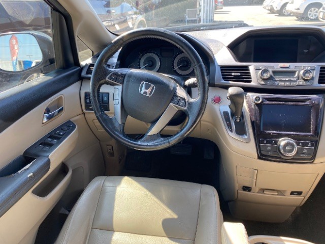 Honda Odyssey Vehicle Full-screen Gallery Image 13