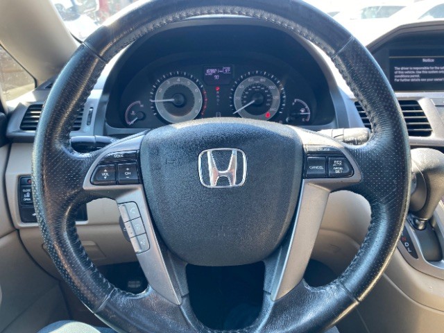 Honda Odyssey Vehicle Full-screen Gallery Image 16