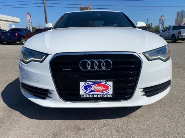 Audi A6 Vehicle Full-screen Gallery Image 02