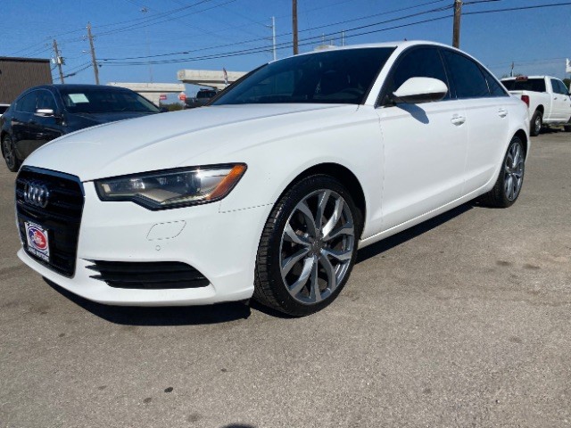 Audi A6 Vehicle Full-screen Gallery Image 03