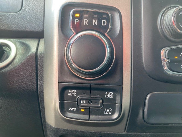 Ram 1500 Classic Vehicle Full-screen Gallery Image 14