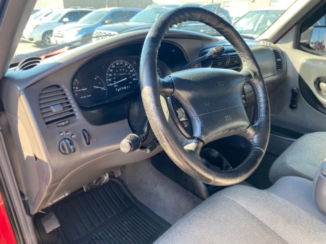 Ford Ranger Vehicle Full-screen Gallery Image 09