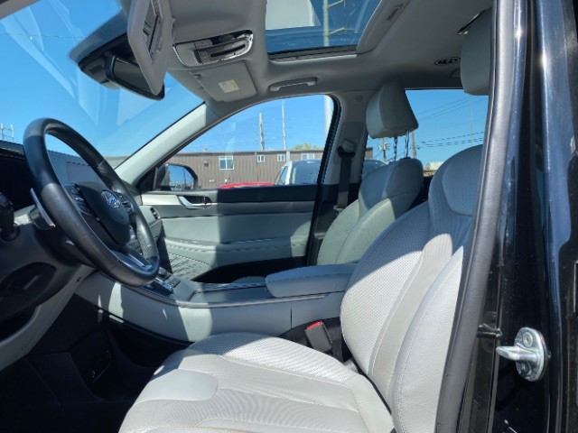 Hyundai Palisade Vehicle Full-screen Gallery Image 09