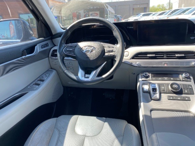 Hyundai Palisade Vehicle Full-screen Gallery Image 12