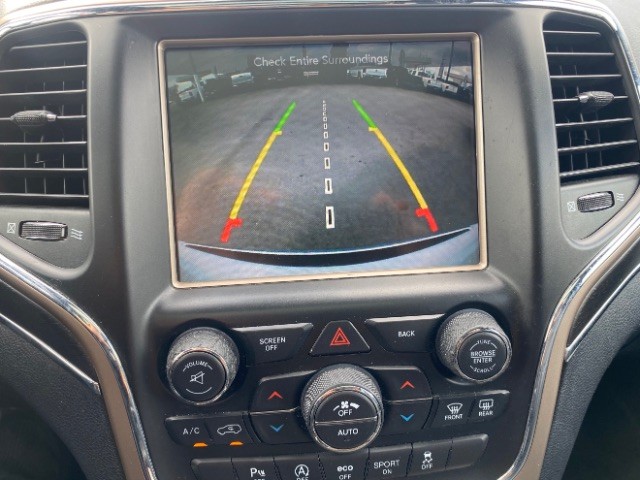 Jeep Grand Cherokee Vehicle Full-screen Gallery Image 14