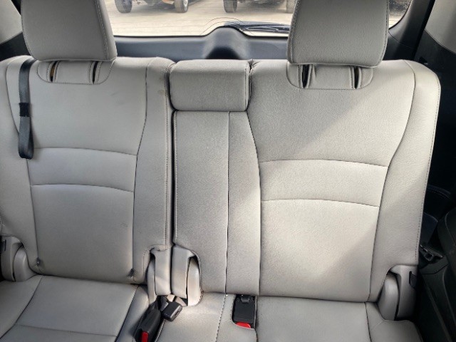 Honda Pilot Vehicle Full-screen Gallery Image 07