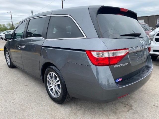 Honda Odyssey Vehicle Full-screen Gallery Image 04